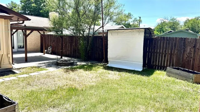 $304,999 | 809 Milky Way, Garland, TX 75040