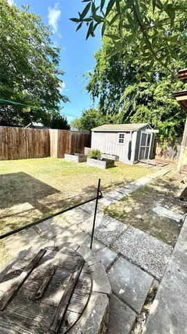 $304,999 | 809 Milky Way, Garland, TX 75040