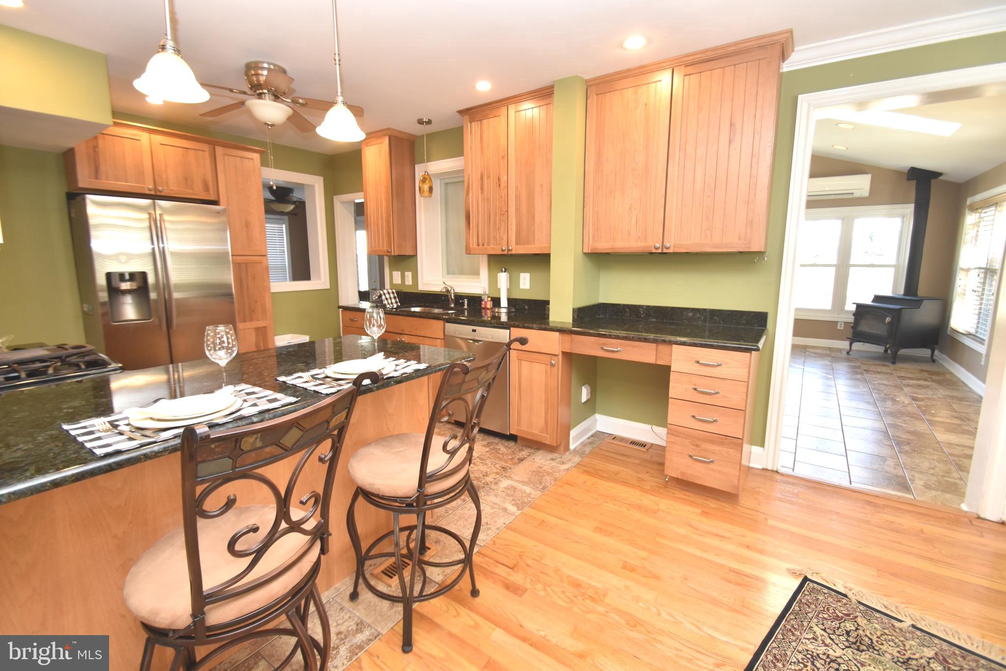 22 Tanglewood Road Baltimore, MD 21228 - Photo 8 of 25 Amazing updated kitchen w/soft close cabinets
