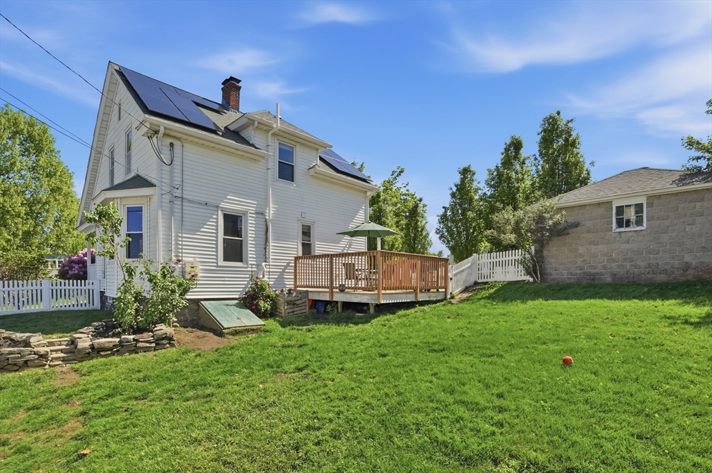 22 Merrill Road Worcester, MA 01606 - Photo 31 of 40