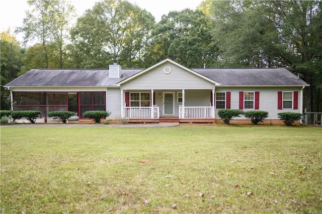 $375,000 | 1581 Highway 77, Union Point, GA 30669