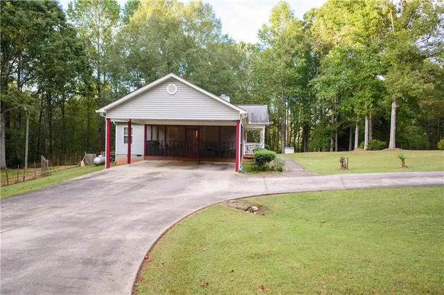 $375,000 | 1581 Highway 77, Union Point, GA 30669