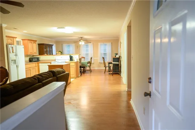 $375,000 | 1581 Highway 77, Union Point, GA 30669