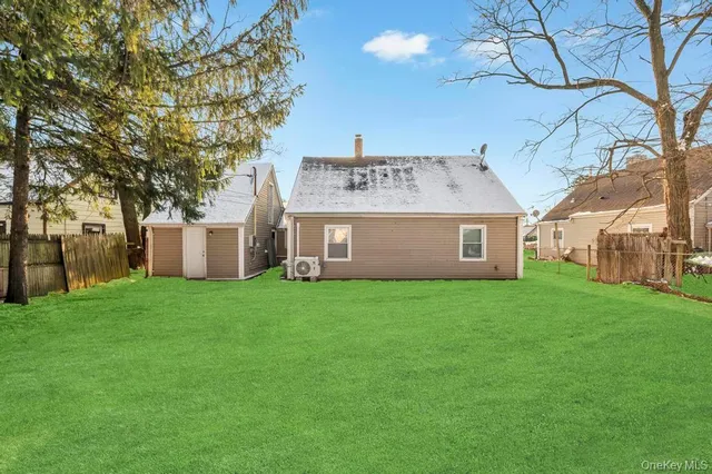 $698,888 | 66 Maplewood Drive, Westbury, NY 11590