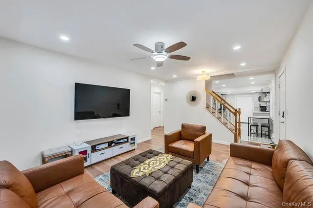 $698,888 | 66 Maplewood Drive, Westbury, NY 11590