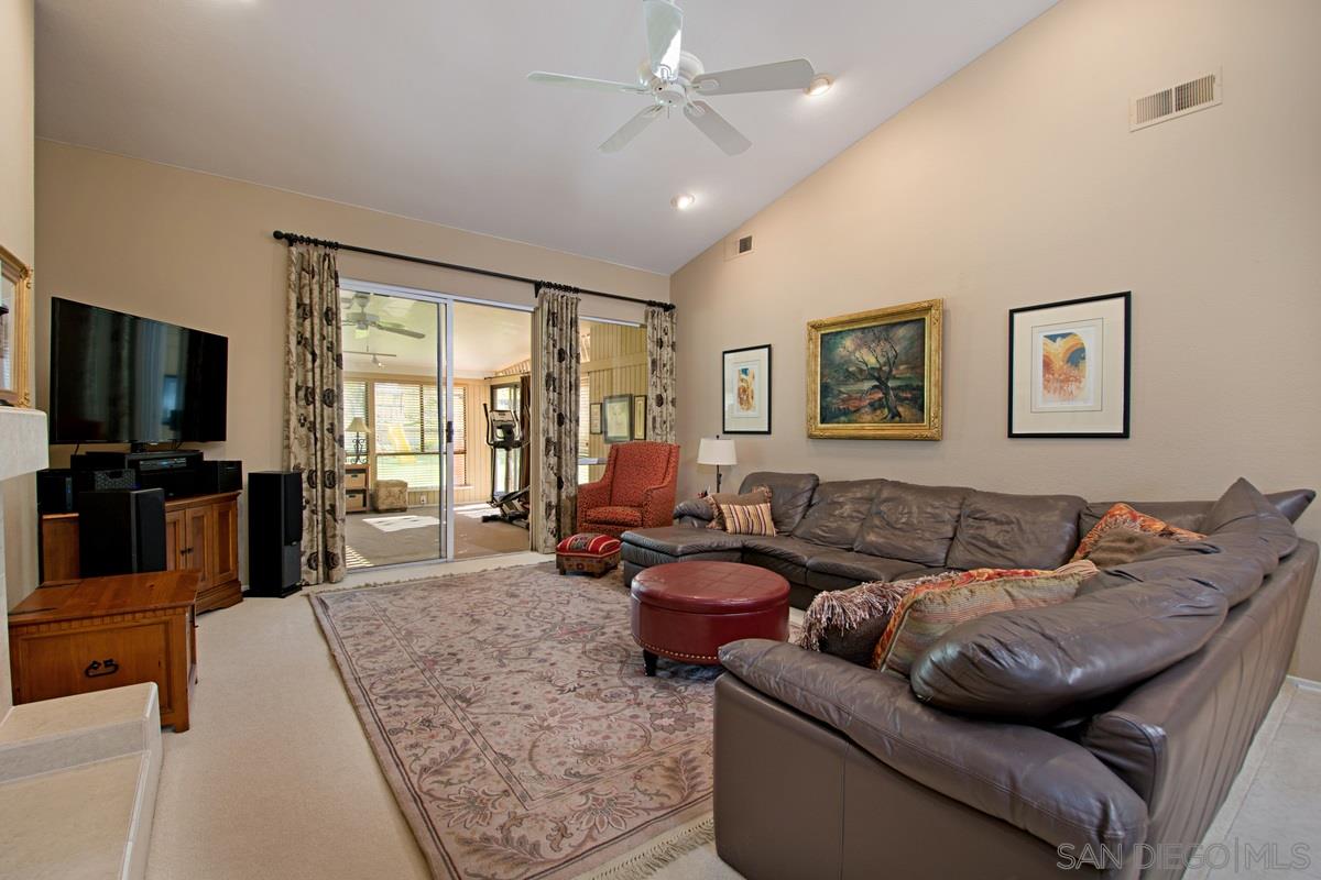 15849 Bent Tree Road Poway, CA 92064 - Photo 5 of 21