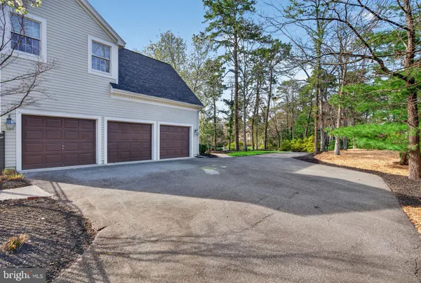 $899,900 | 9 Cliffswallow Drive, Medford, NJ 08055