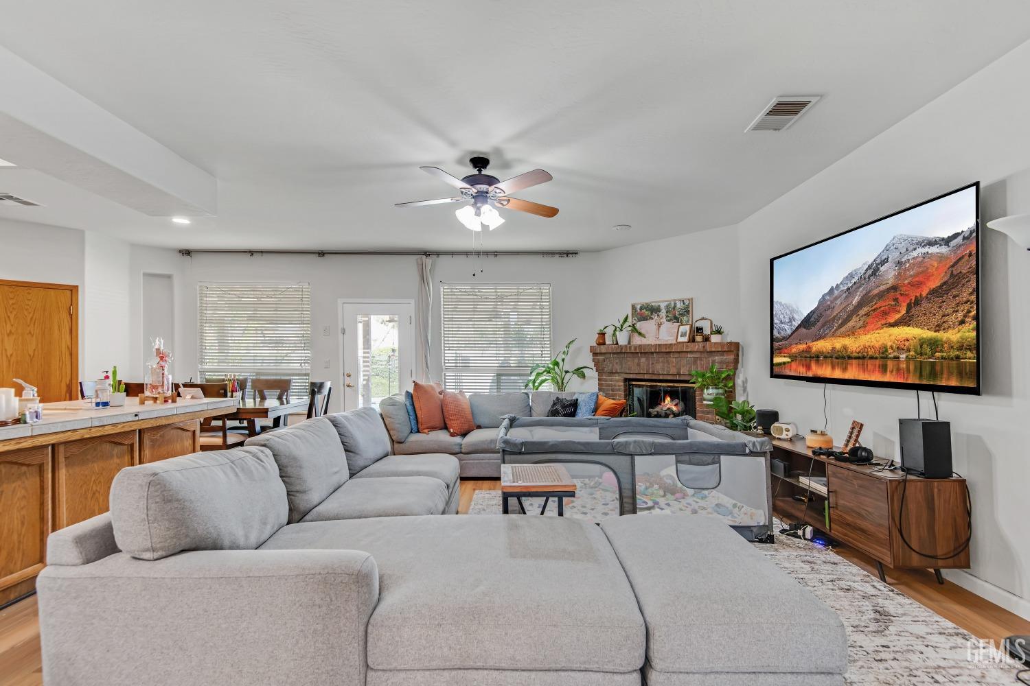 Undisclosed Address Bakersfield, CA 93311 - Photo 19 of 36