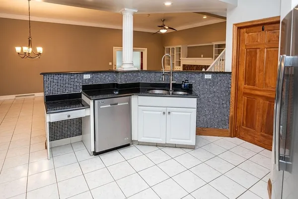 $525,000 | 87 Farmview Drive, Uniontown, PA 15401