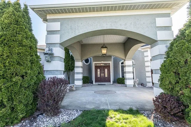 $525,000 | 87 Farmview Drive, Uniontown, PA 15401