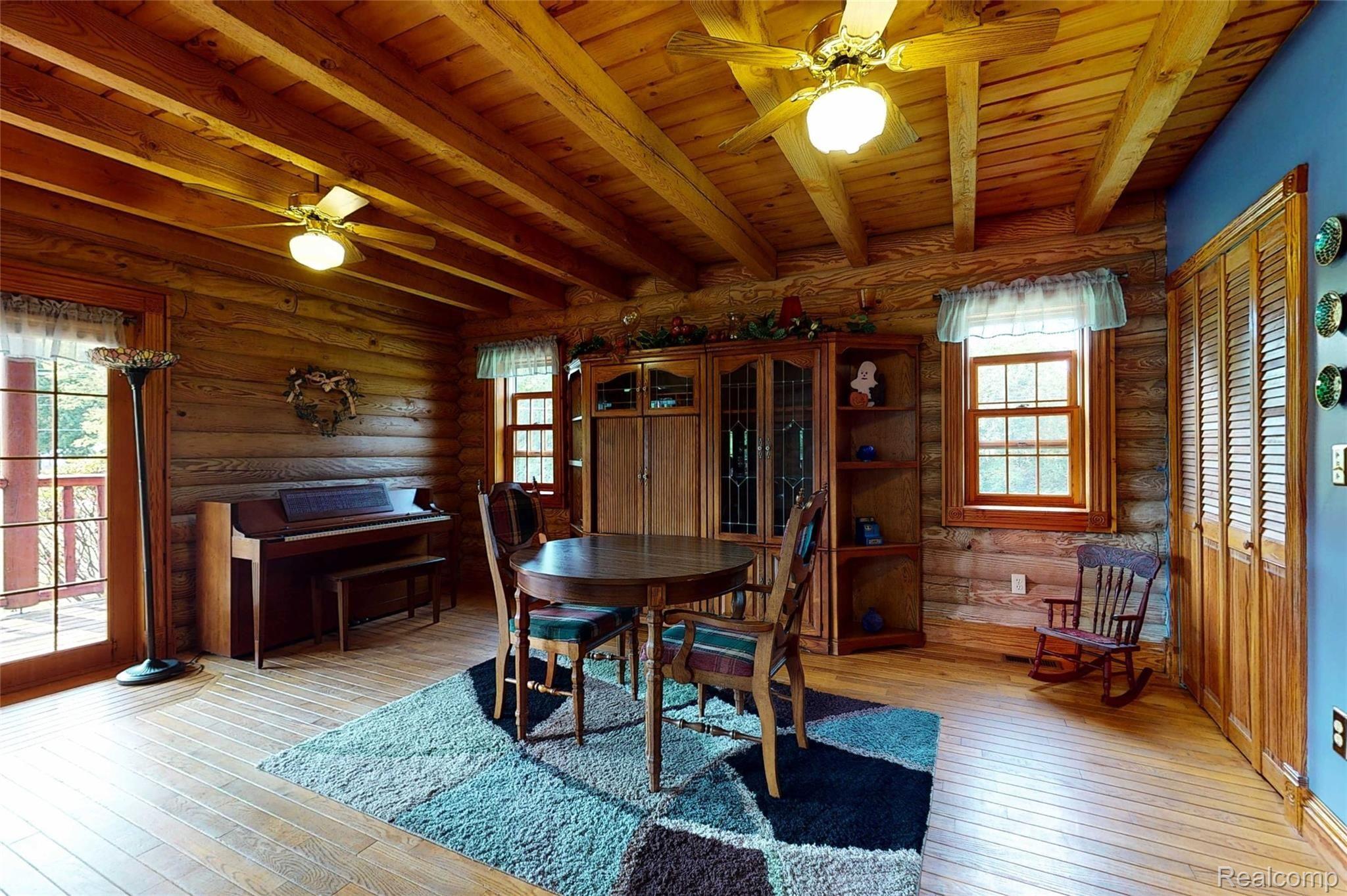 10118 Coldwater Road Flushing, MI 48433 - Photo 17 of 62 10118-Coldwater-Rd-13 Living Room.jpg