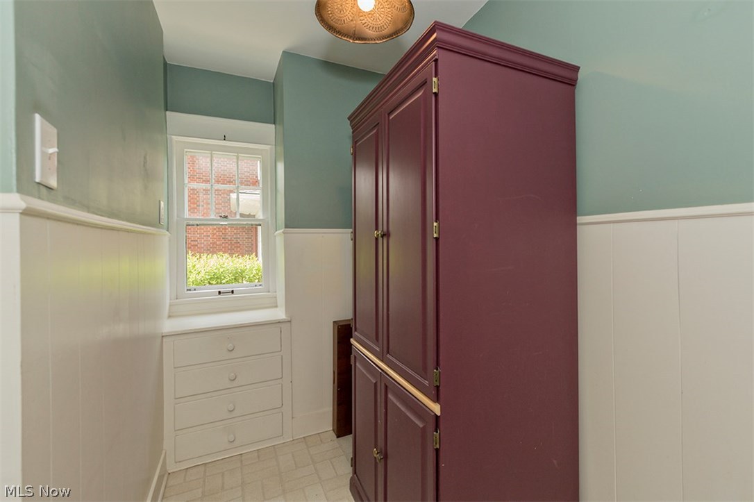 3068 Huntington Road Cleveland, OH 44120 - Photo 12 of 23 Gallery Image 12