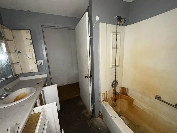 $92,250 | 4156 Echo Road, Benton Harbor, MI 49022