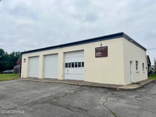 $950 | 706 North Union Alley, Selinsgrove, PA 17870