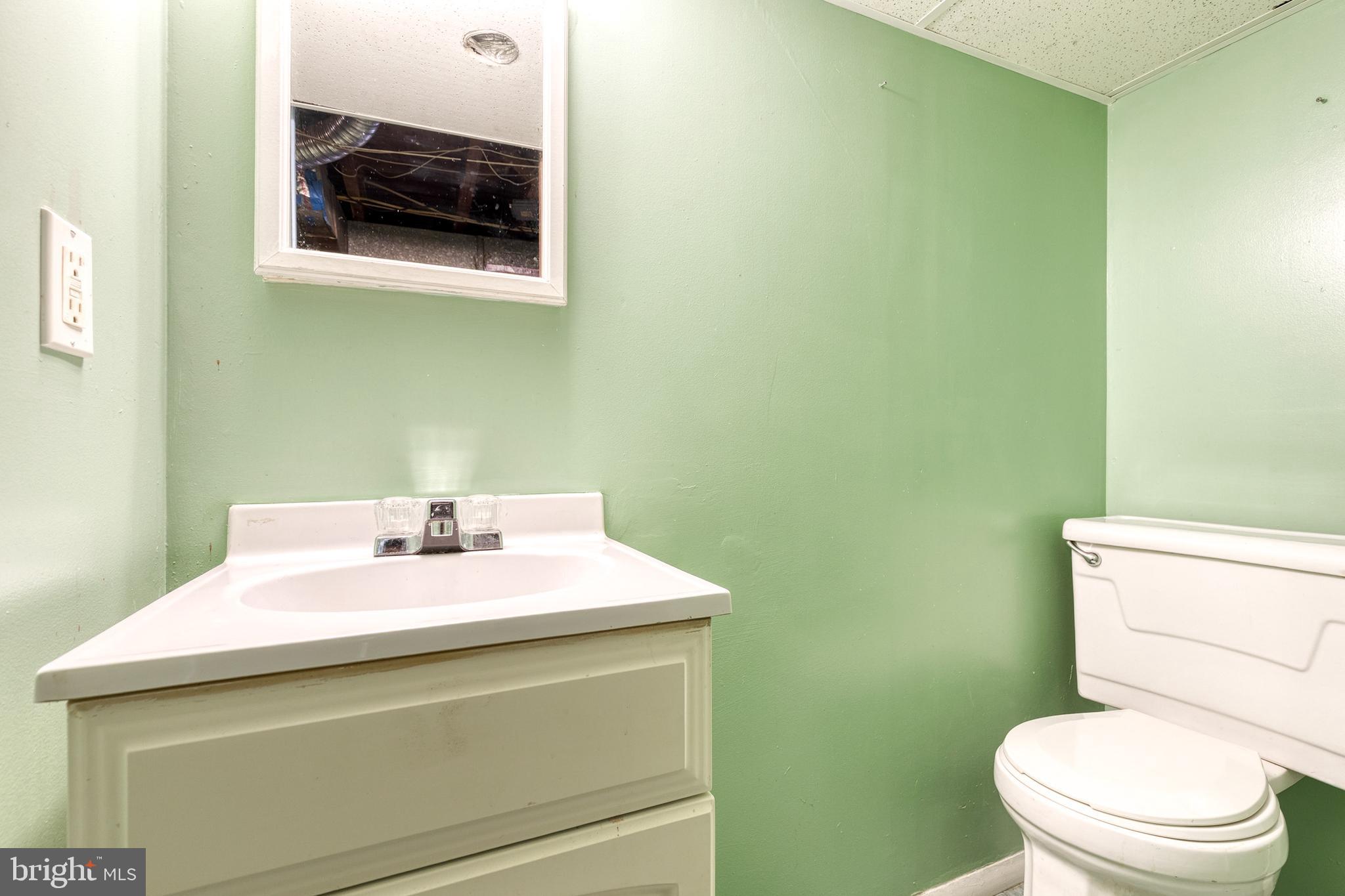 113 West Hilltop Road Baltimore, MD 21225 - Photo 24 of 45