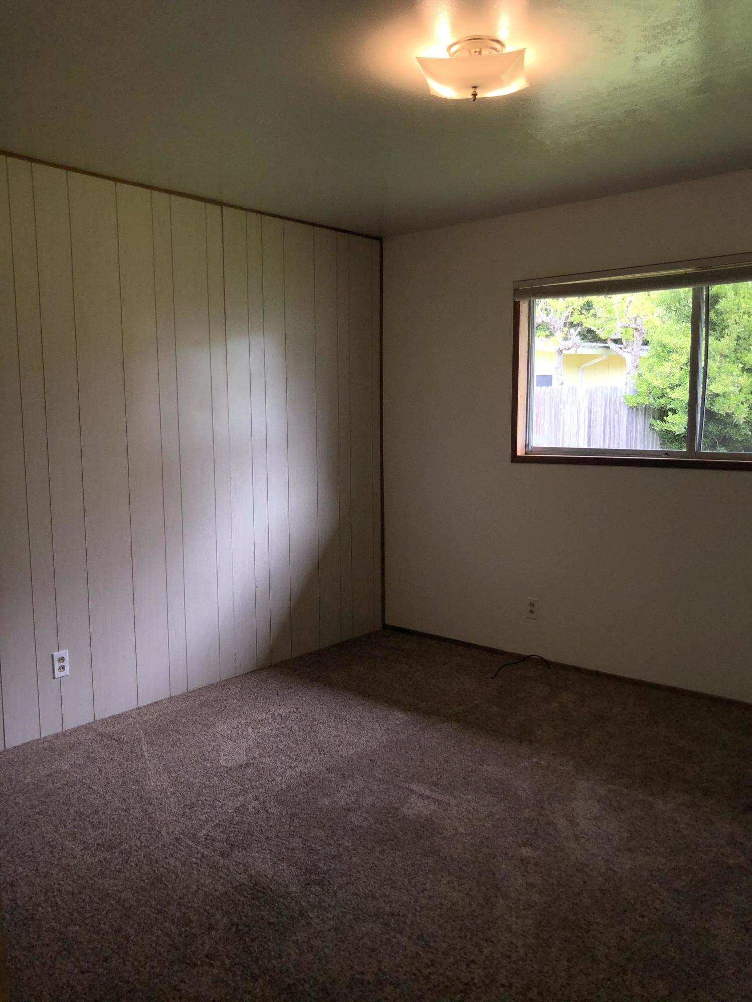 1033 Riverside Drive Rio Dell, CA 95562 - Photo 8 of 13