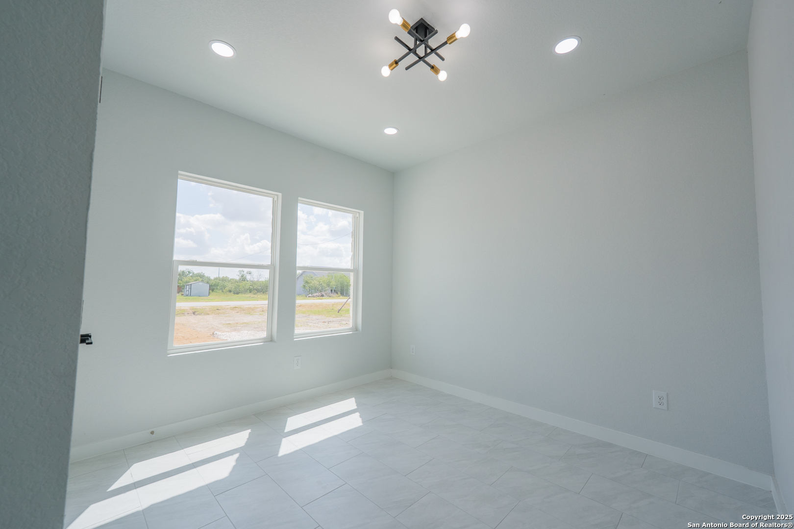 150 Ranchero Way Natalia, TX 78059 - Photo 19 of 30