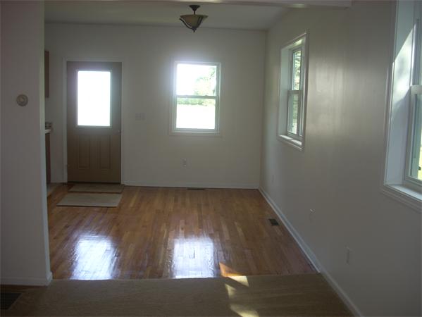 33 Nevada Street Springfield, MA 01107 - Photo 6 of 19