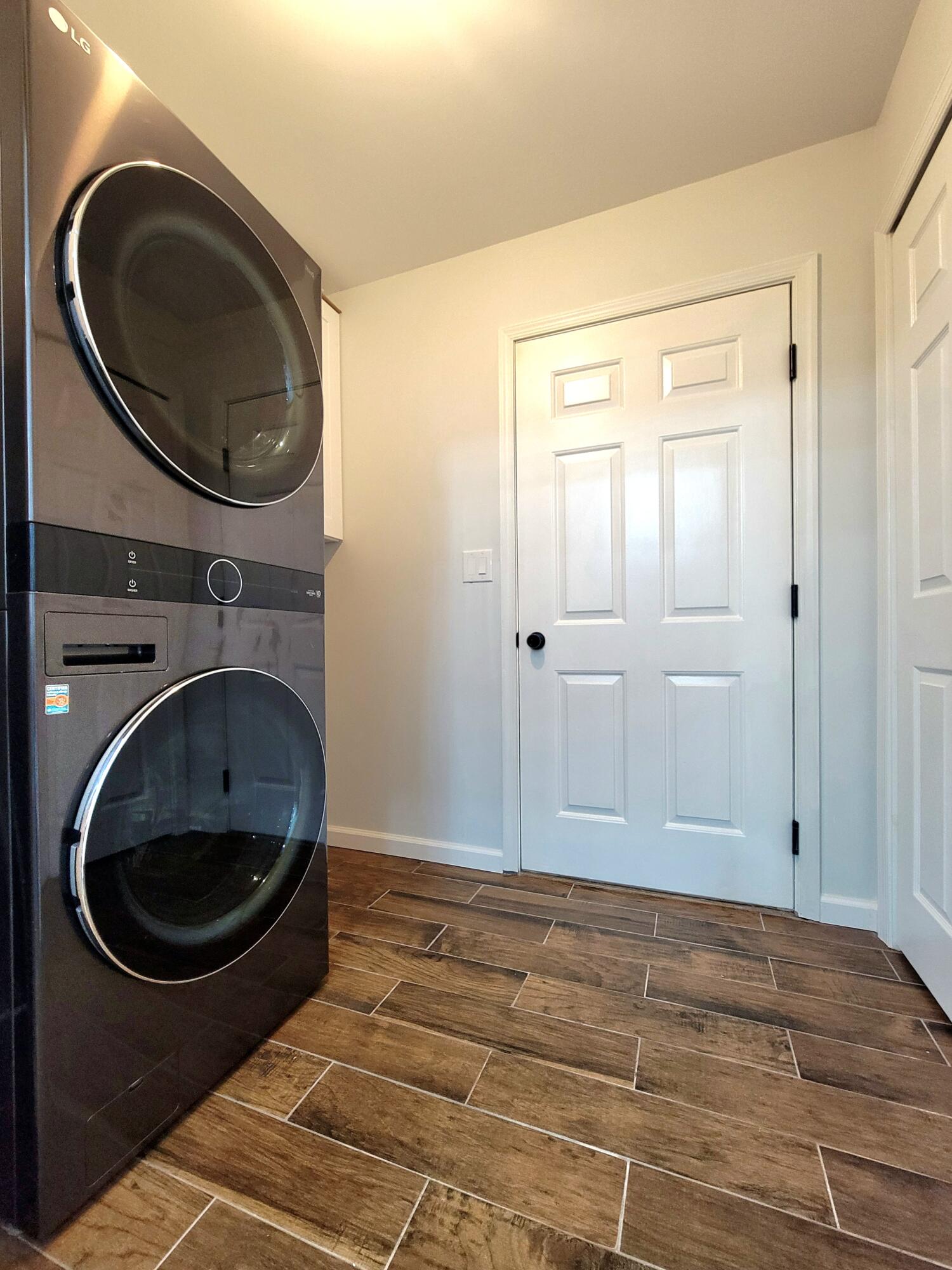 6395 Cherokee Trail Tobyhanna, PA 18466 - Photo 34 of 48 a view of a washer and dryer in a room