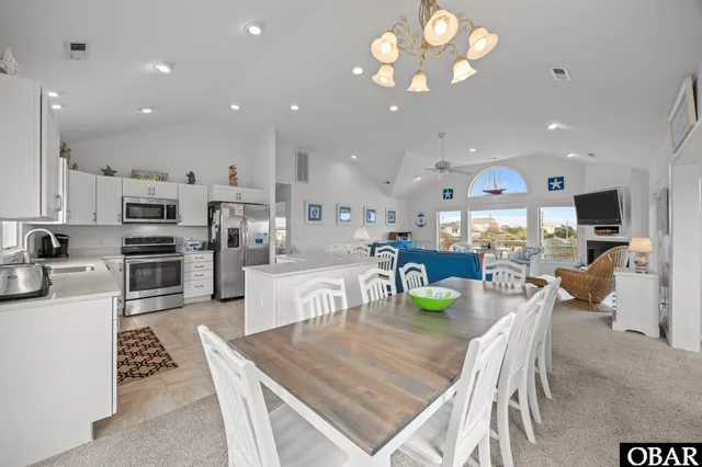 $1,295,000 | 239 Ocean Boulevard, Southern Shores, NC 27949