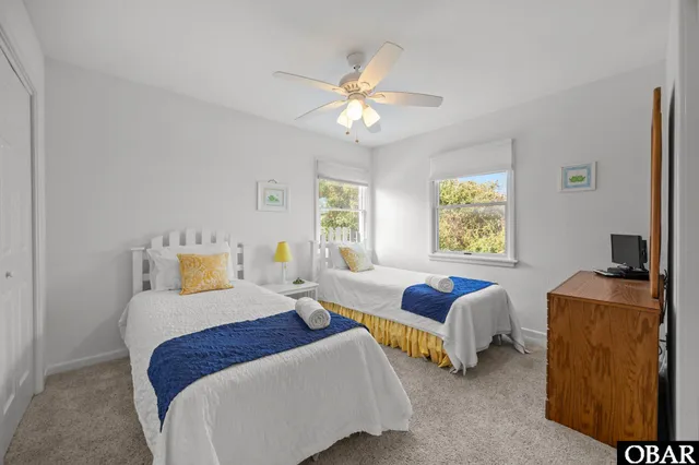 $1,295,000 | 239 Ocean Boulevard, Southern Shores, NC 27949