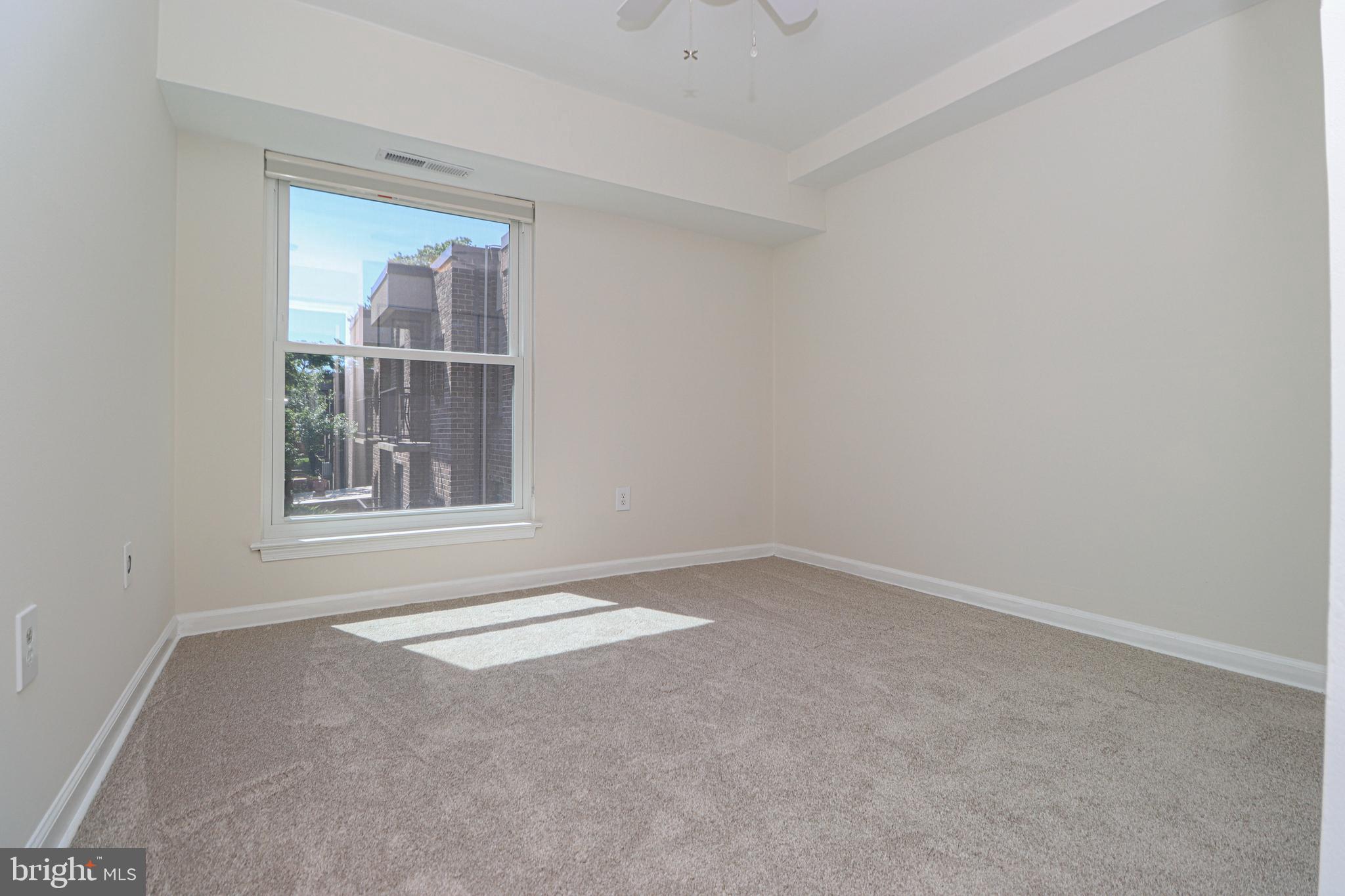 140 Georgetown Road, Unit 10 Annapolis, MD 21403 - Photo 30 of 43 Bedroom 2