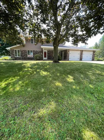 $374,900 | 3076 Inverness Lane, New Franken, WI 54229