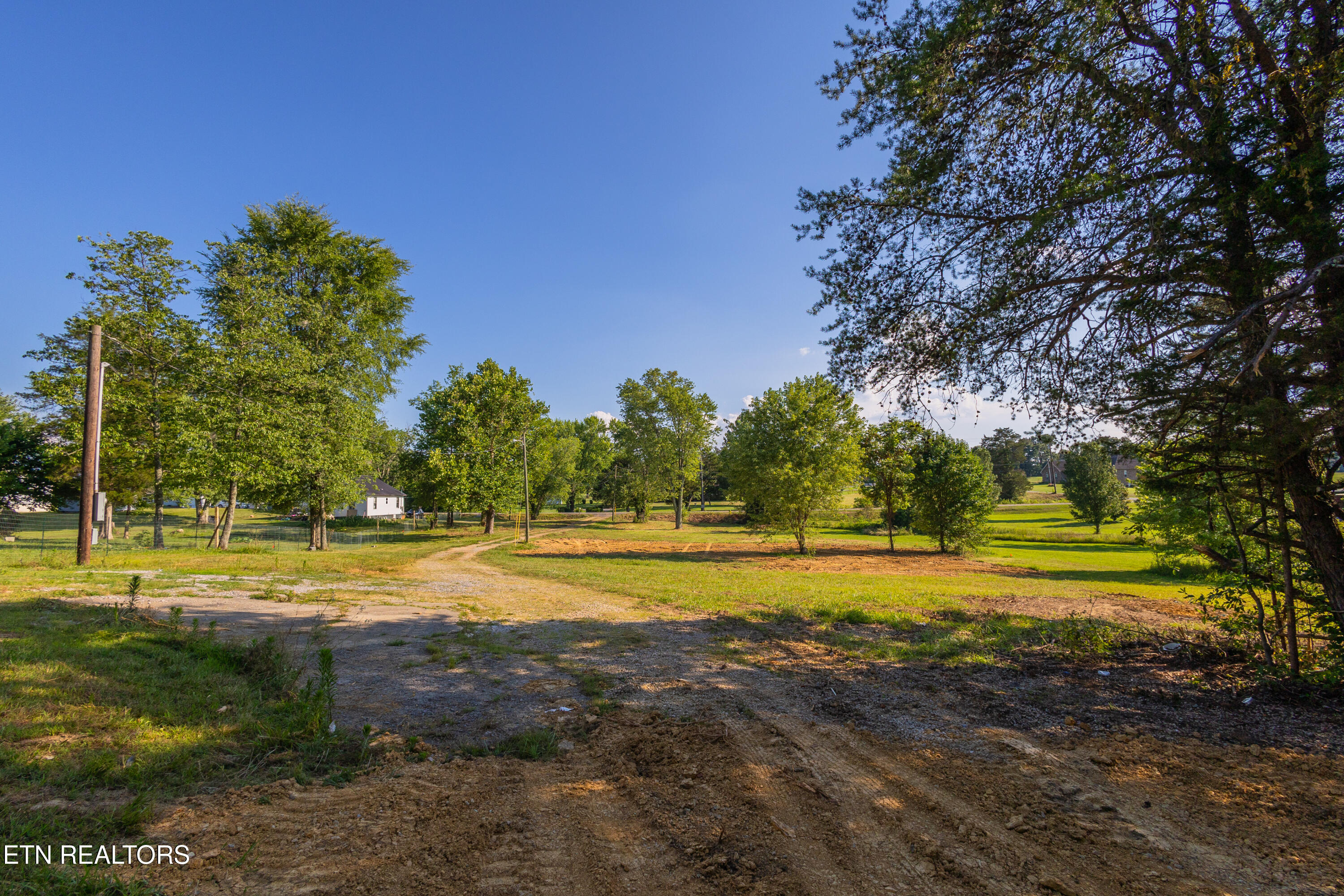 8705 North Ruggles Ferry Pike Strawberry Plains, TN 37871 - Photo 24 of 27 400-24