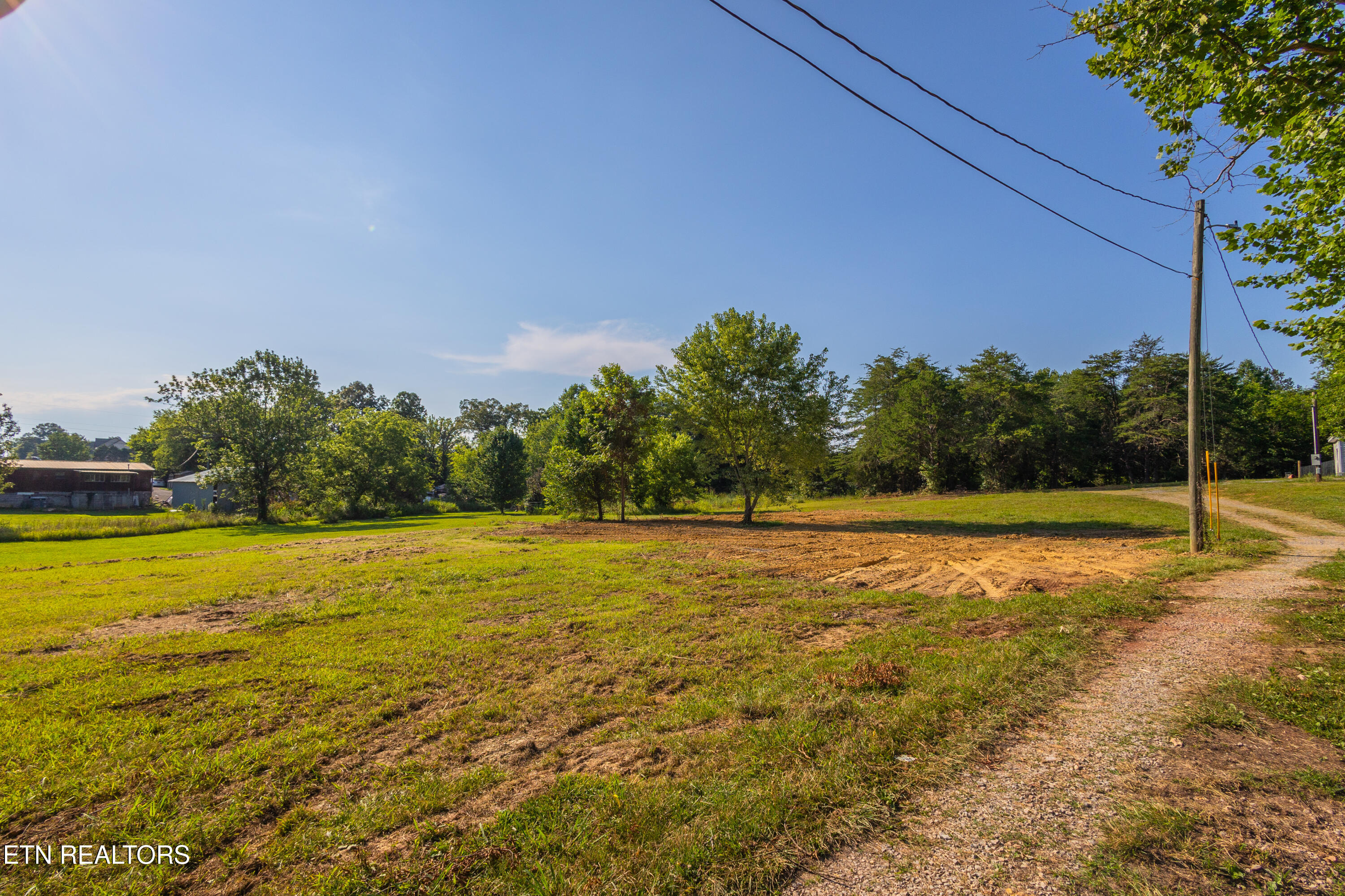 8705 North Ruggles Ferry Pike Strawberry Plains, TN 37871 - Photo 8 of 27 400-23