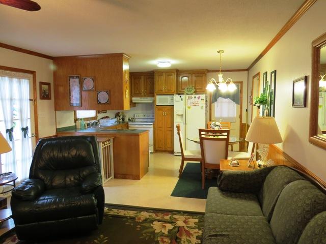 6813 Oak Level Road Bassett, VA 24055 - Photo 11 of 39 DEN