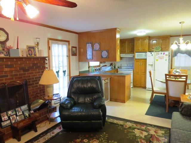 6813 Oak Level Road Bassett, VA 24055 - Photo 10 of 39 DEN