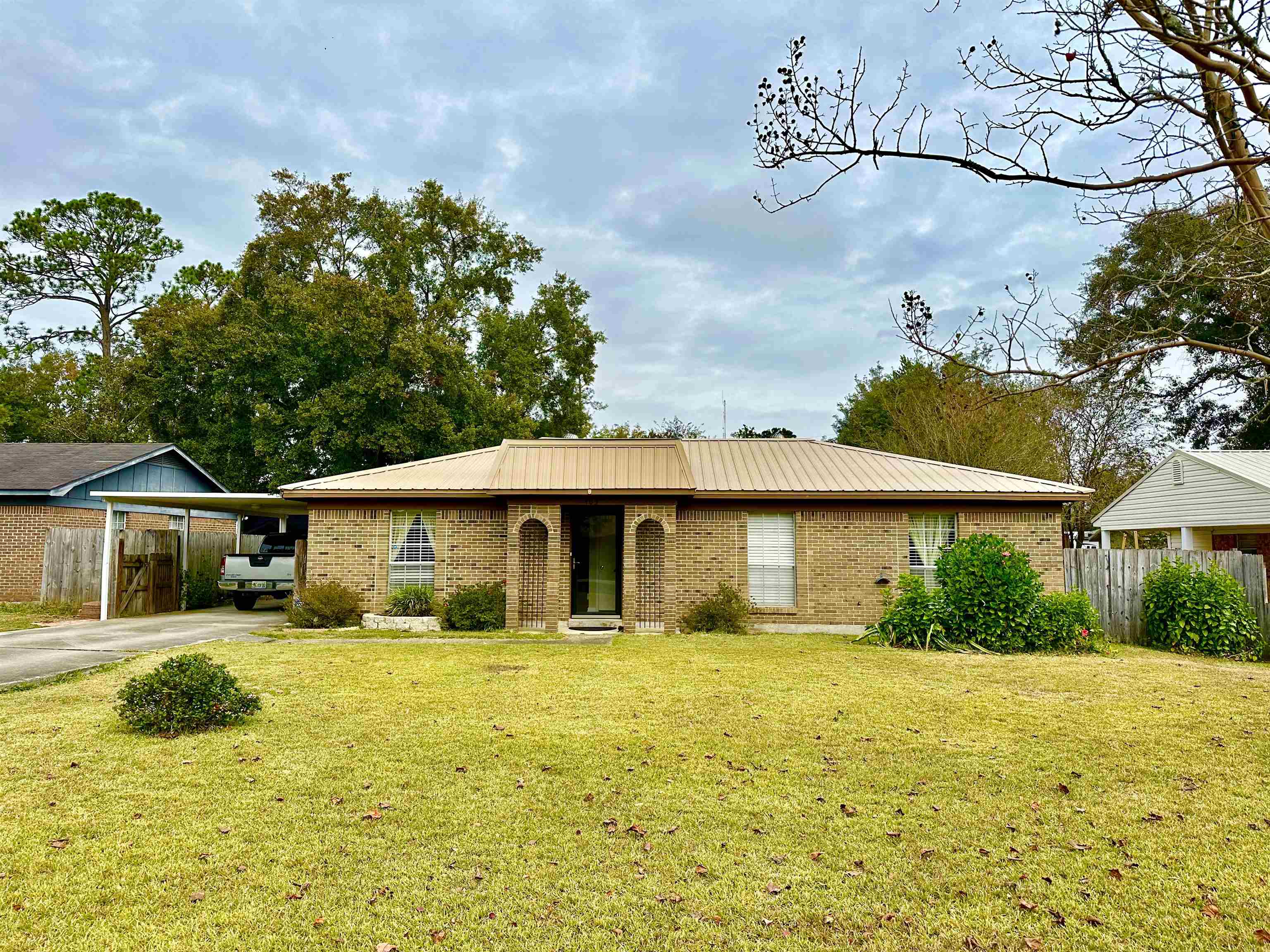 403 East Myrtle Avenue Foley, AL 36535 - Photo 1 of 1