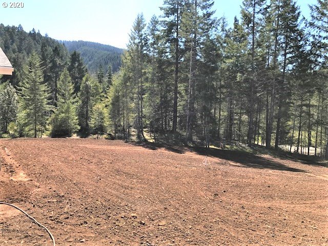 5785 Hubbard Road Umpqua, OR 97486 - Photo 24 of 32 Gallery Image 24