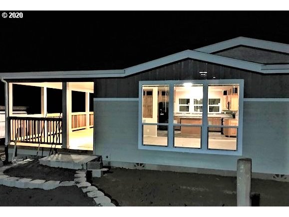 5785 Hubbard Road Umpqua, OR 97486 - Photo 30 of 32 Gallery Image 30