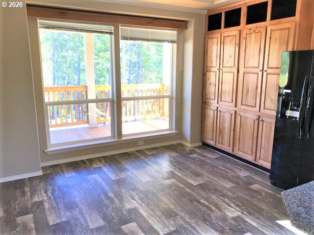 5785 Hubbard Road Umpqua, OR 97486 - Photo 10 of 32 Gallery Image 10