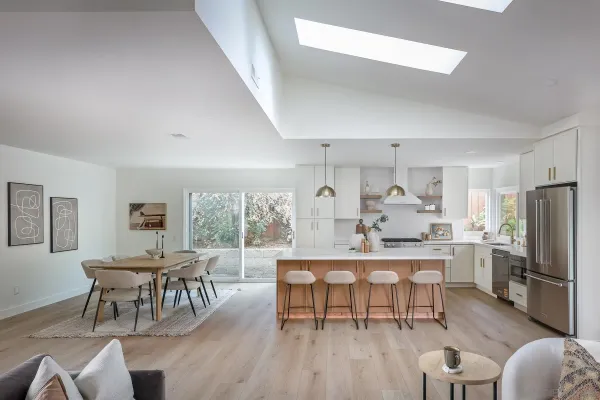 $1,900,000 | 1028 Daisy Avenue, Carlsbad, CA 92011