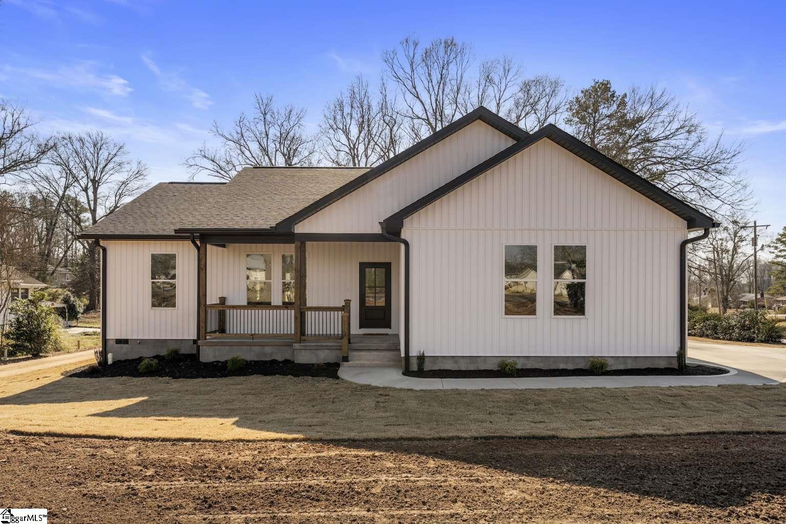 191 Murdock Drive Belton, SC 29627 - Photo 1 of 23