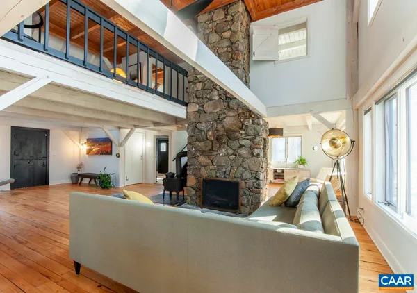 $675,000 | 5875 Burnett Lane, Advance Mills, VA 22968