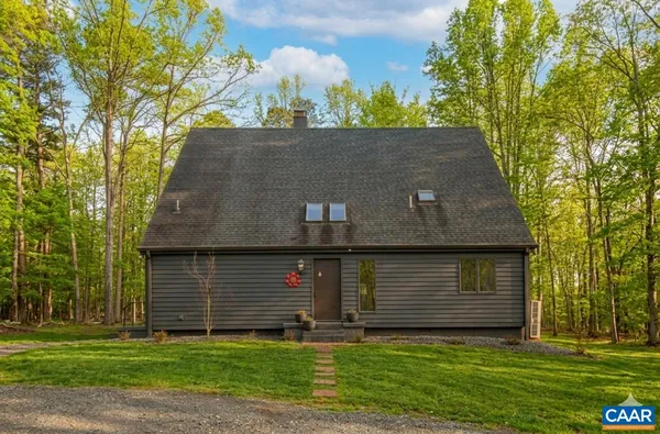 $675,000 | 5875 Burnett Lane, Advance Mills, VA 22968