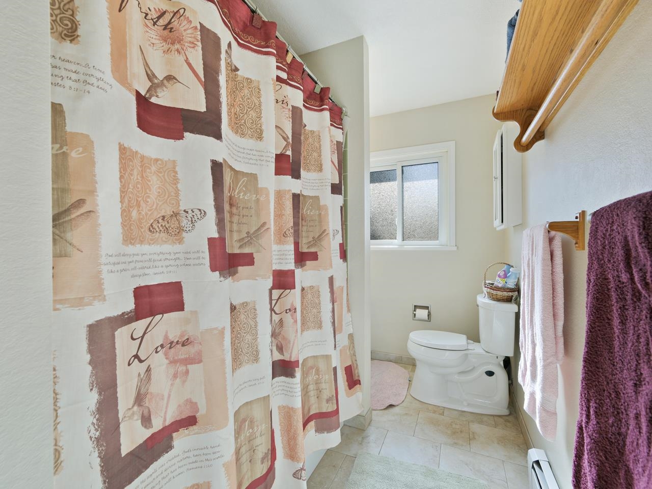 3697 F Road Palisade, CO 81526 - Photo 12 of 40 a bathroom with a sink toilet and shower