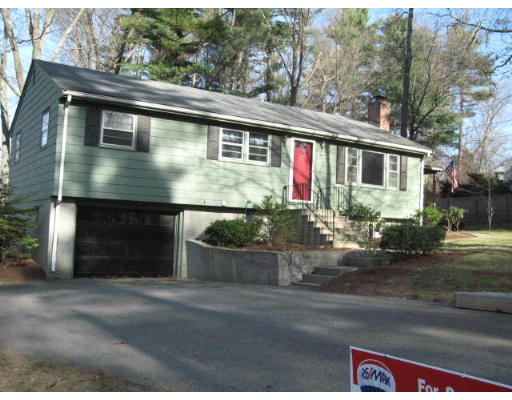 3 Walker Road Franklin, MA 02038 - Photo 4 of 16 Gallery Image 4