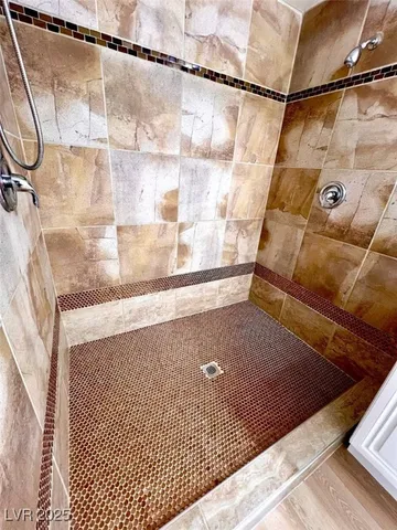 $1,600 | 2200 South Fort Apache Road, Unit 2123, Las Vegas, NV 89117