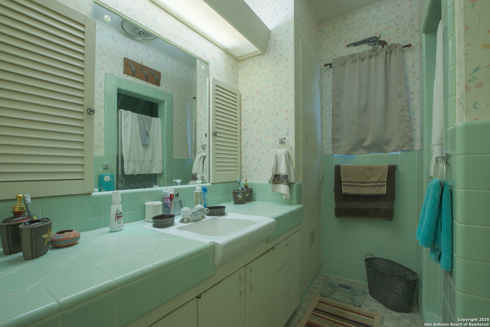 1017 East Trinity Street Pearsall, TX 78061 - Photo 18 of 25