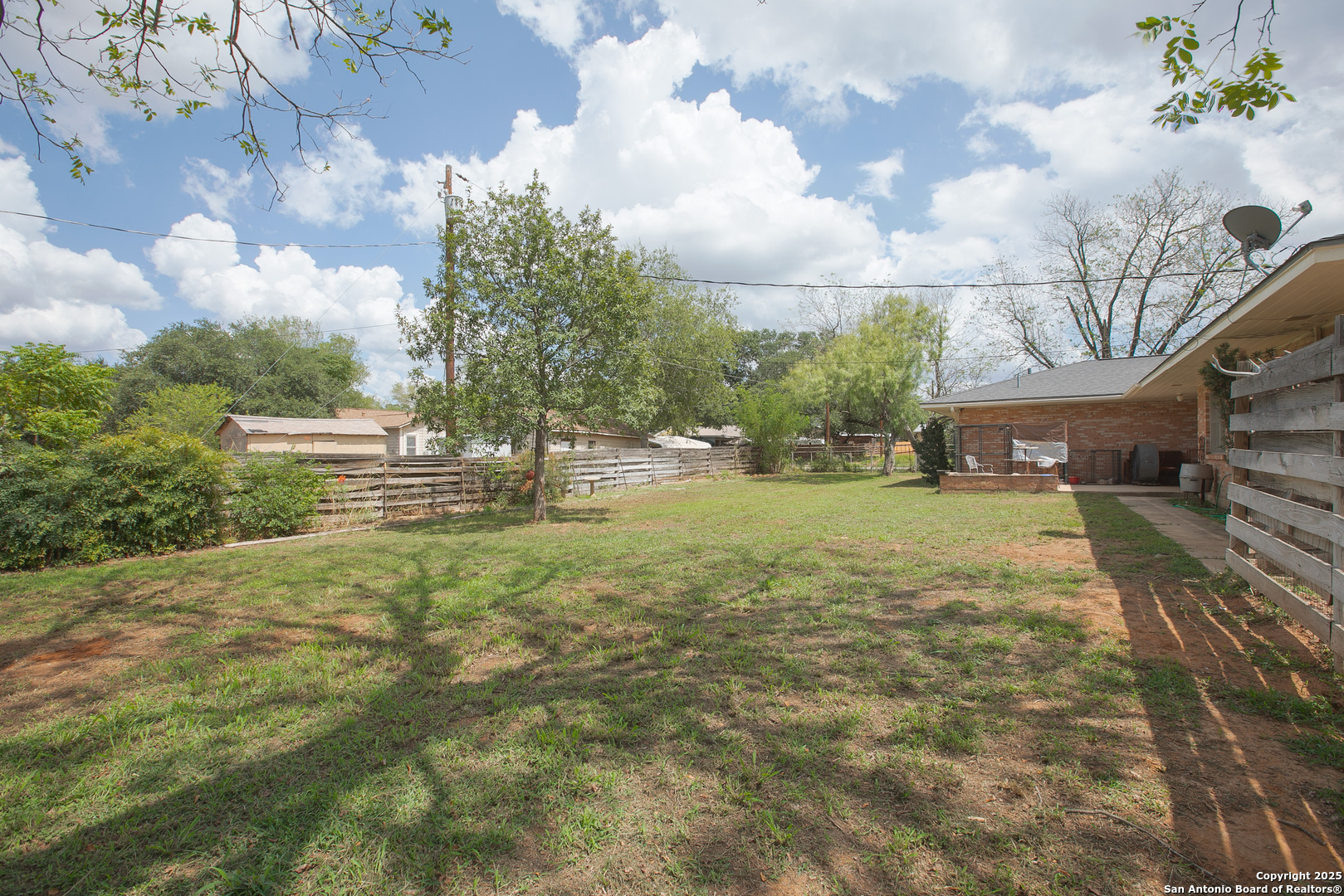 1017 East Trinity Street Pearsall, TX 78061 - Photo 22 of 25