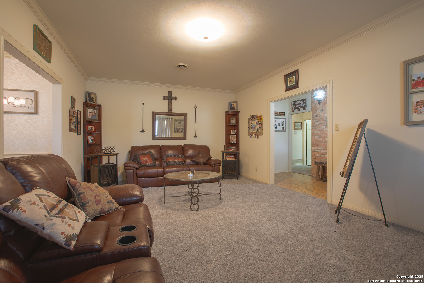 1017 East Trinity Street Pearsall, TX 78061 - Photo 7 of 25