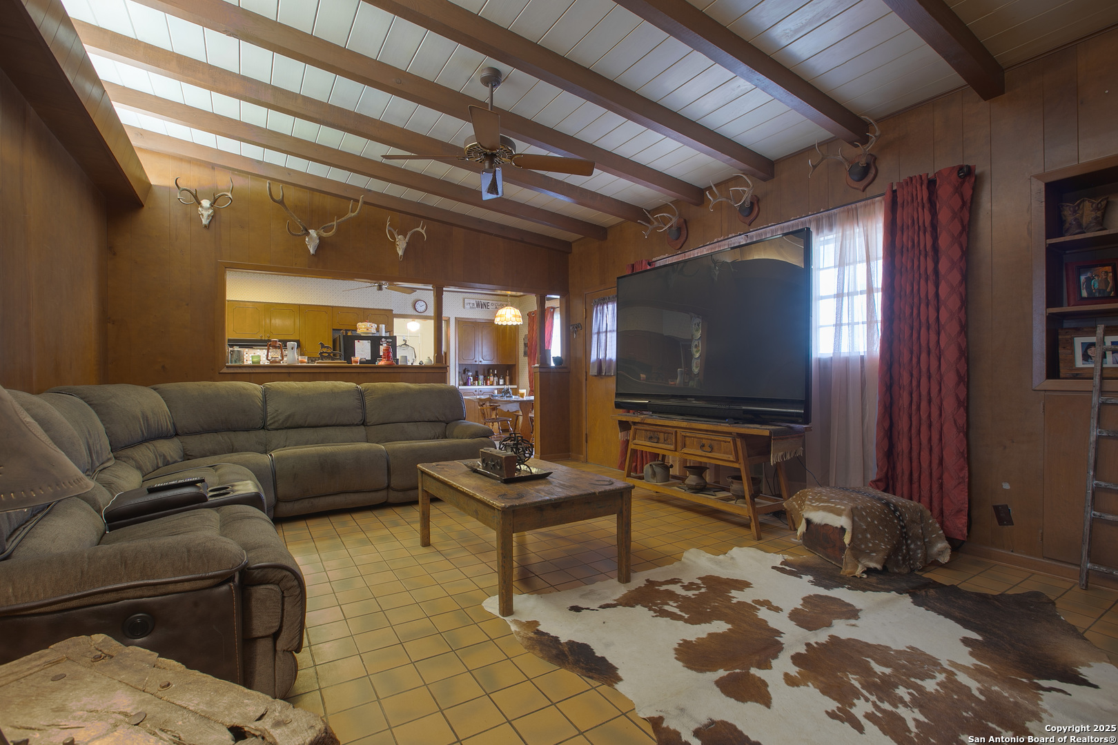 1017 East Trinity Street Pearsall, TX 78061 - Photo 9 of 25