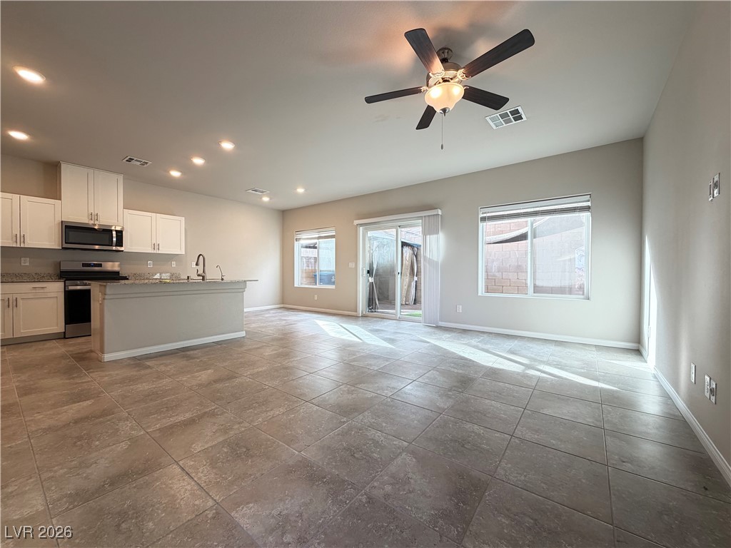 10877 El Camino Road Las Vegas, NV 89141 - Photo 2 of 15