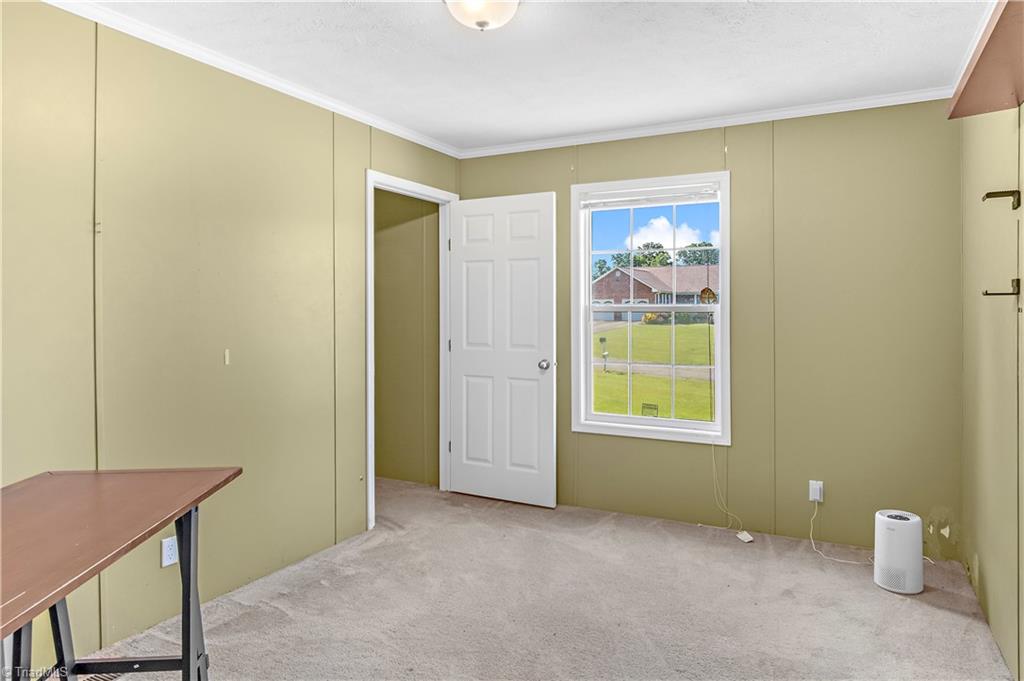 122 Kiser Road King, NC 27021 - Photo 13 of 30 Gallery Image 13