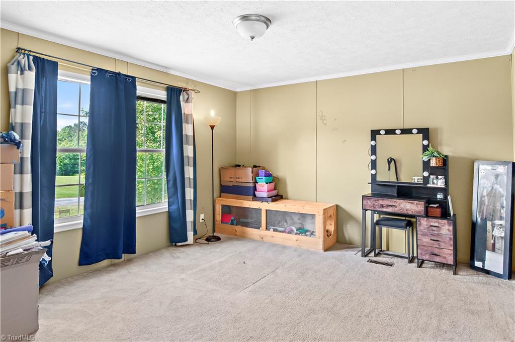 122 Kiser Road King, NC 27021 - Photo 17 of 30 Gallery Image 17