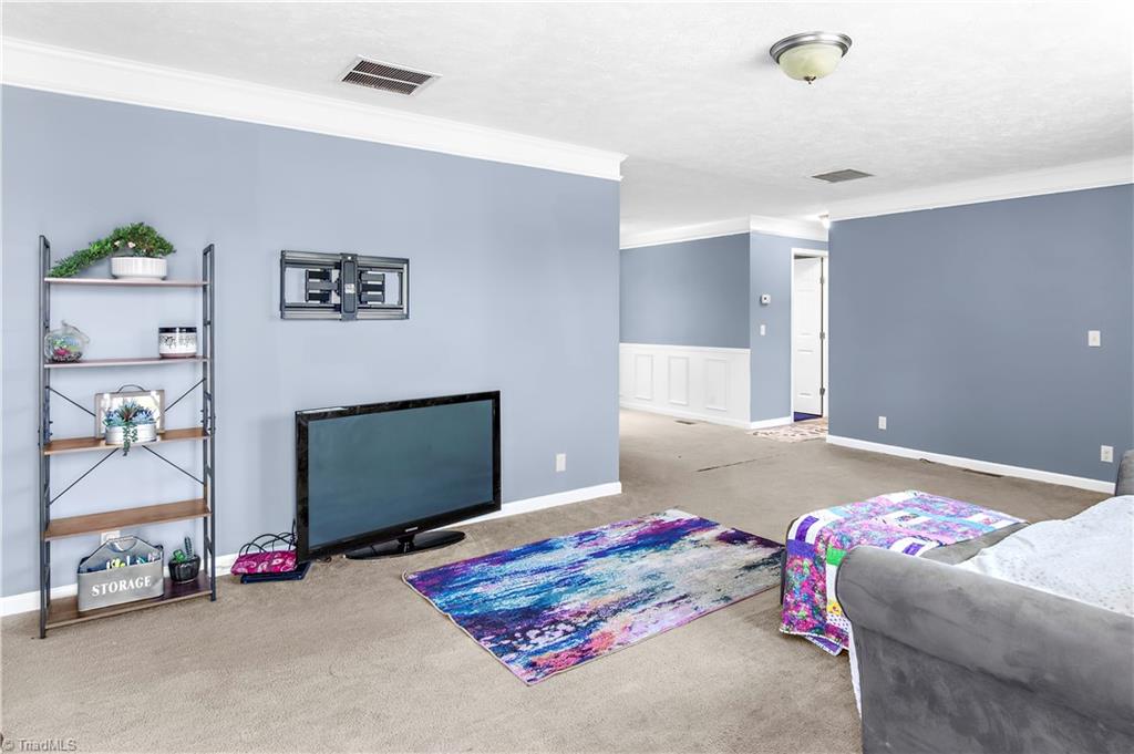 122 Kiser Road King, NC 27021 - Photo 7 of 30 Gallery Image 7